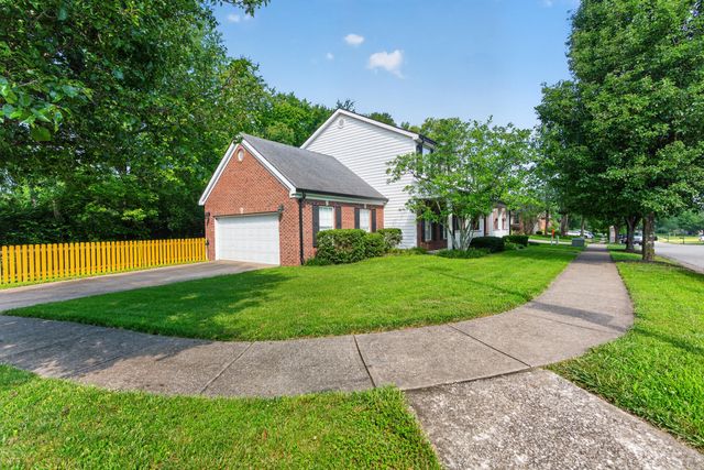 3720 Ridge View Way, Lexington, KY 40509