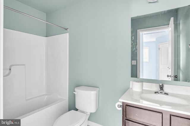 861 GREGS DR, Harrisburg, PA 17111