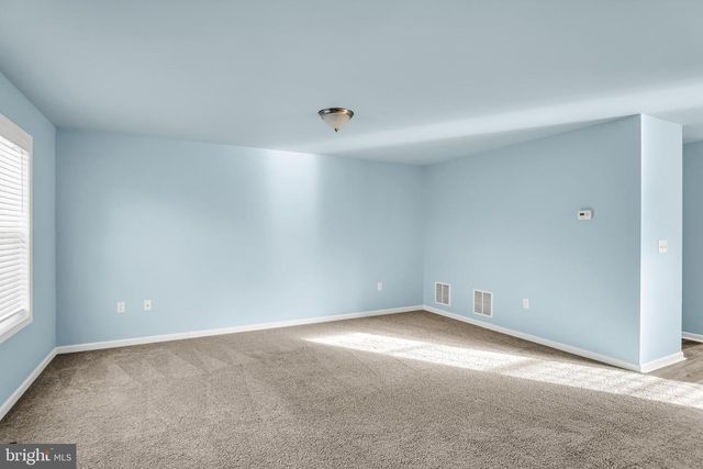 861 GREGS DR, Harrisburg, PA 17111