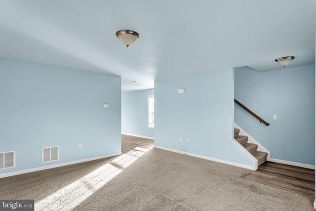 861 GREGS DR, Harrisburg, PA 17111