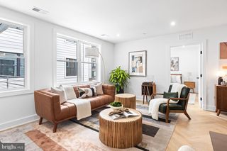 1124 FLORIDA AVE NE #104, Washington, DC 20002