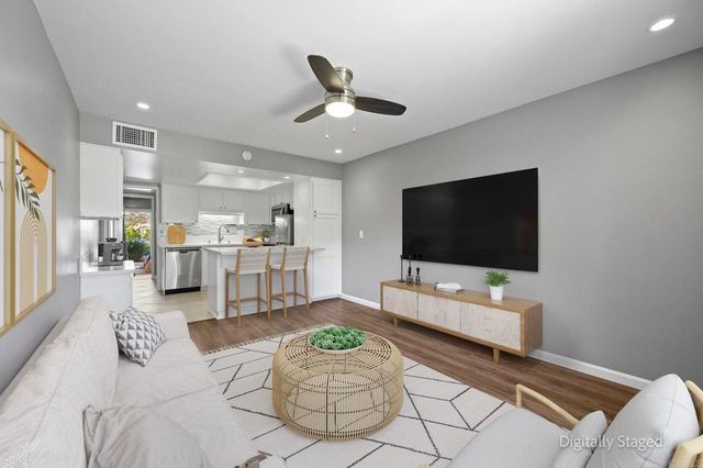 27725 Mountain Meadow 27, Escondido, CA 92026