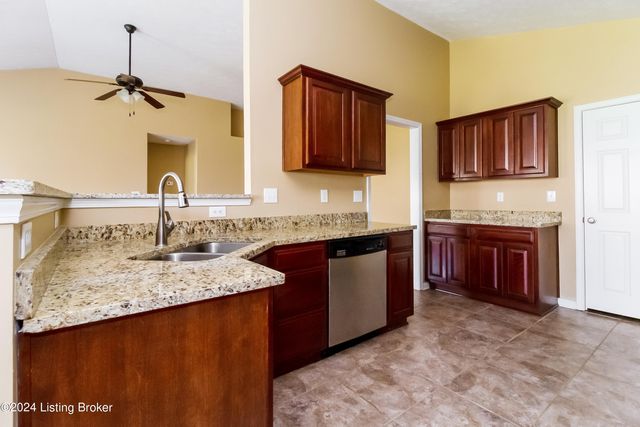 1911 Belay Way, Louisville, KY 40245