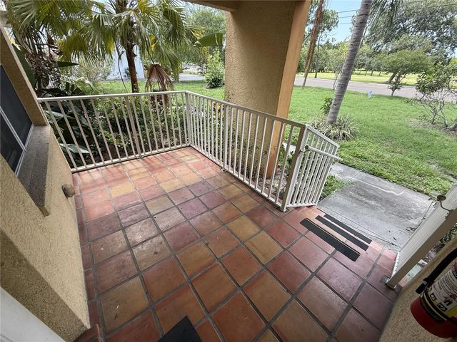 1355 DREW STREET 101, Clearwater, FL 33755