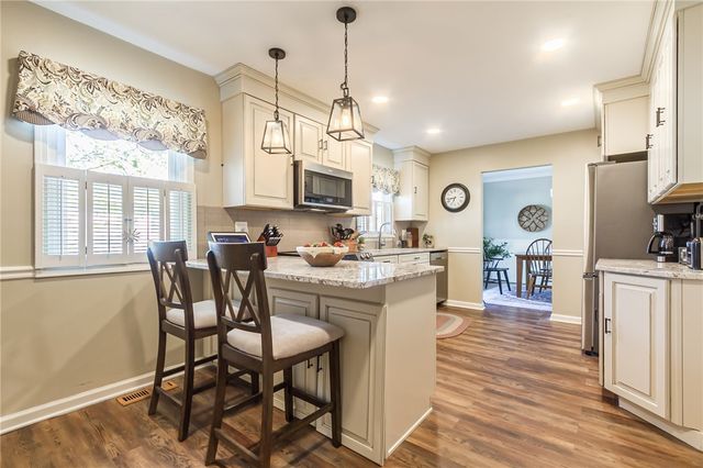 1013 Cunningham Drive, Victor, NY 14564