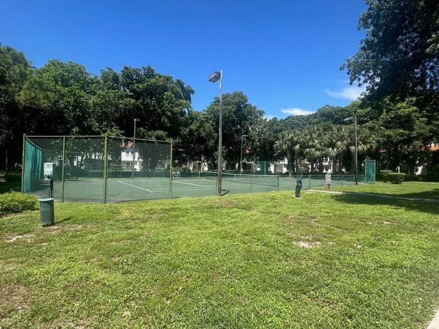 1050 Crystal Way D, Delray Beach, FL 33444