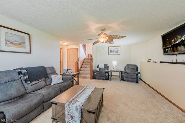 38222 Pebble Lake Trail, North Ridgeville, OH 44039