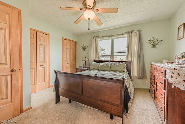 38222 Pebble Lake Trail, North Ridgeville, OH 44039