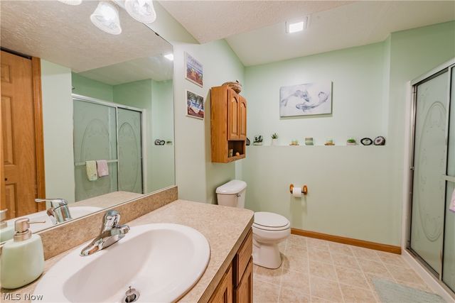 38222 Pebble Lake Trail, North Ridgeville, OH 44039