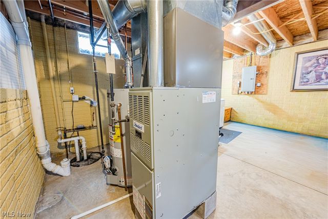 38222 Pebble Lake Trail, North Ridgeville, OH 44039