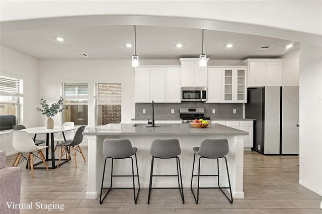 363 Selah Court, Alvin, TX 77511