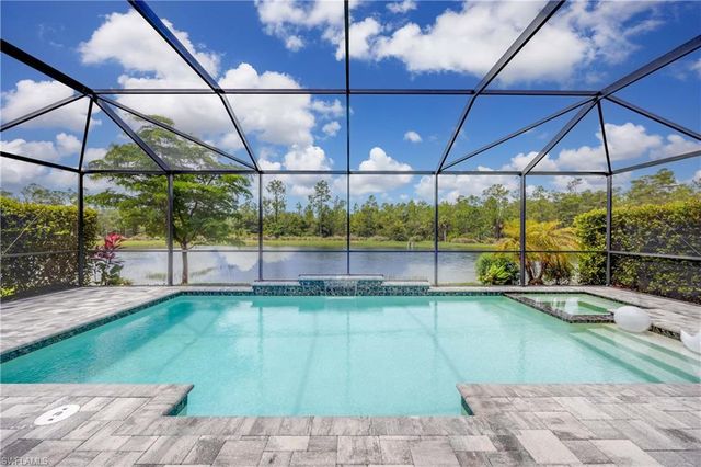 7716 Winding Cypress DR, Naples, FL 34114