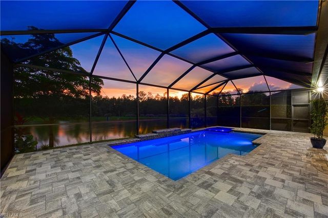 7716 Winding Cypress DR, Naples, FL 34114