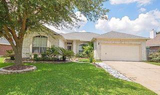 3003 Regata Run Drive, Friendswood, TX 77546