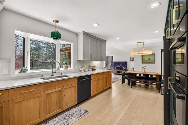 5117 Lake Mendota Drive, Madison, WI 53705