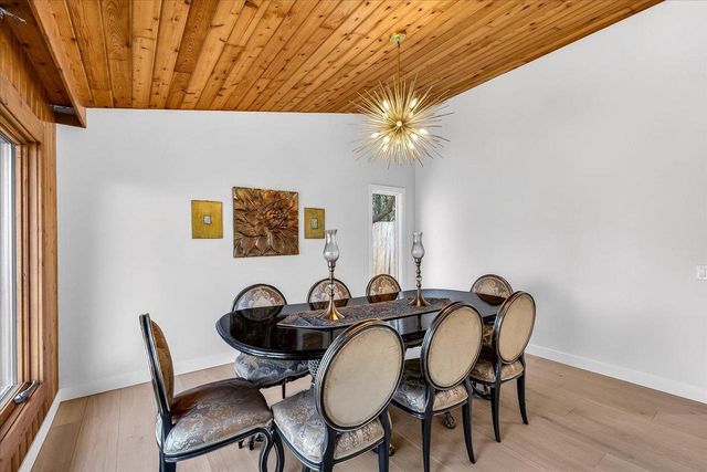 5117 Lake Mendota Drive, Madison, WI 53705