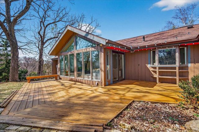 5117 Lake Mendota Drive, Madison, WI 53705