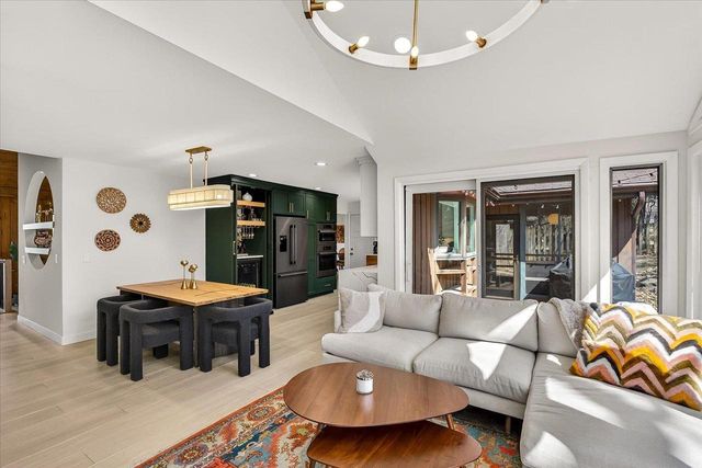 5117 Lake Mendota Drive, Madison, WI 53705