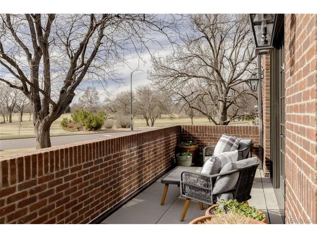 105 Southmoor Dr, Denver, CO 80220