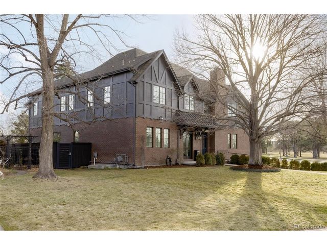 105 Southmoor Dr, Denver, CO 80220