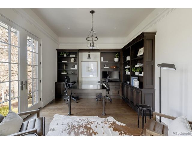105 Southmoor Dr, Denver, CO 80220