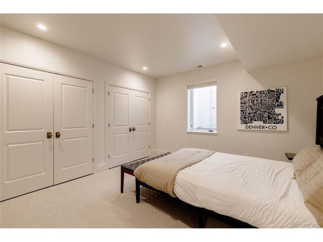 105 Southmoor Dr, Denver, CO 80220