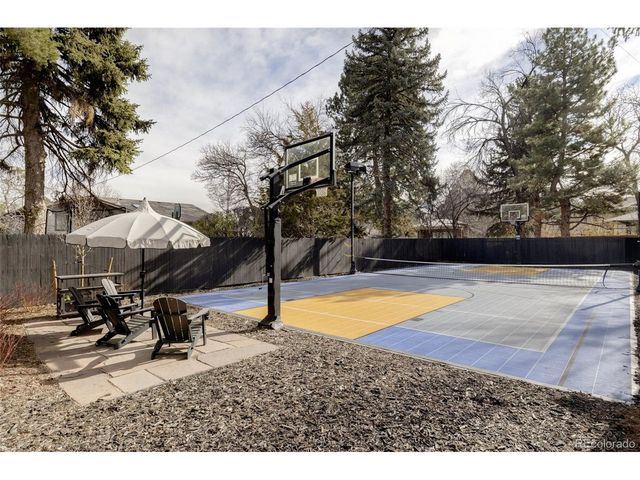 105 Southmoor Dr, Denver, CO 80220
