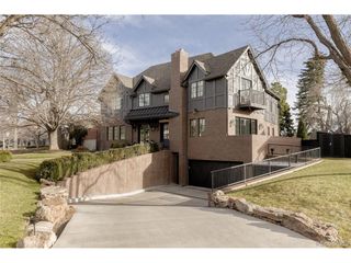 105 Southmoor Dr, Denver, CO 80220