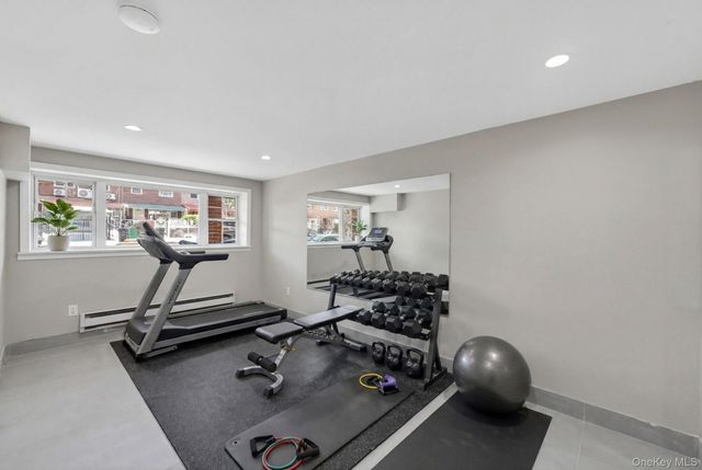 1061 E 218th Street, Bronx, NY 10469
