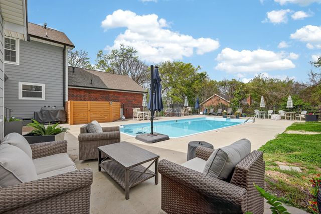 155 Bluegrass Dr, Hendersonville, TN 37075