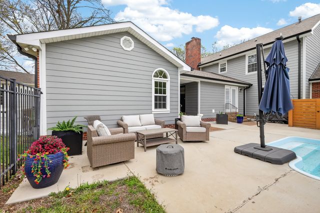 155 Bluegrass Dr, Hendersonville, TN 37075