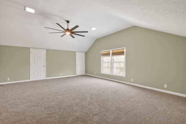 155 Bluegrass Dr, Hendersonville, TN 37075
