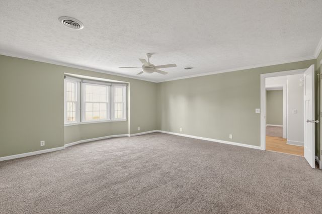 155 Bluegrass Dr, Hendersonville, TN 37075