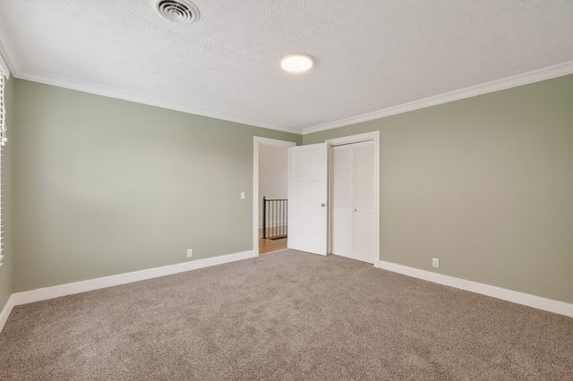 155 Bluegrass Dr, Hendersonville, TN 37075