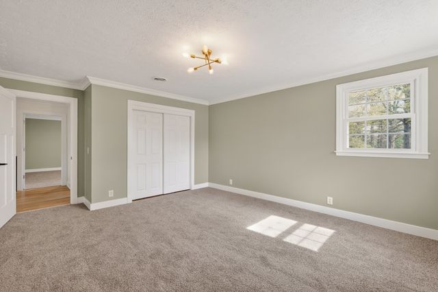 155 Bluegrass Dr, Hendersonville, TN 37075