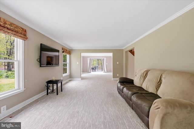 1010 NICOLE DR, Newtown Square, PA 19073