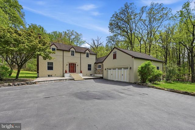 1010 NICOLE DR, Newtown Square, PA 19073