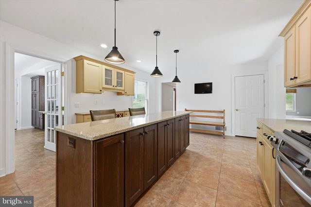 1010 NICOLE DR, Newtown Square, PA 19073