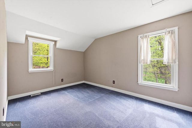 1010 NICOLE DR, Newtown Square, PA 19073