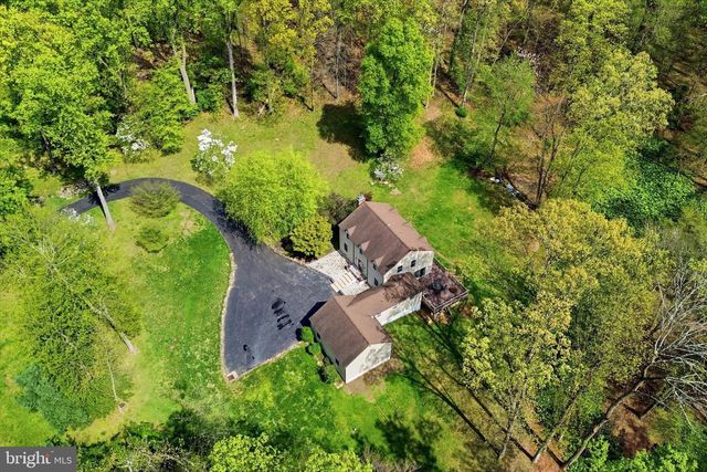 1010 NICOLE DR, Newtown Square, PA 19073