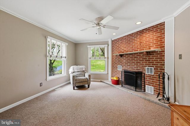 1010 NICOLE DR, Newtown Square, PA 19073
