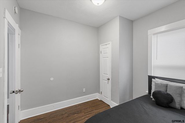 4411 Commercial Avenue, Omaha, NE 68110