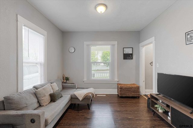 4411 Commercial Avenue, Omaha, NE 68110