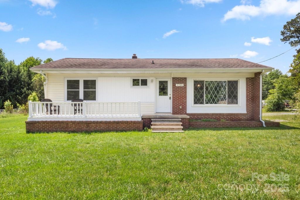 1725 Fallston Road, Shelby, NC 28150