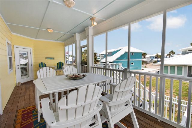 223 Keewaydin Lane, Port Aransas, TX 78373
