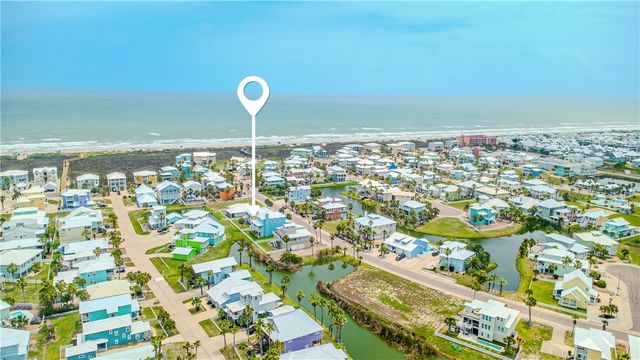 223 Keewaydin Lane, Port Aransas, TX 78373