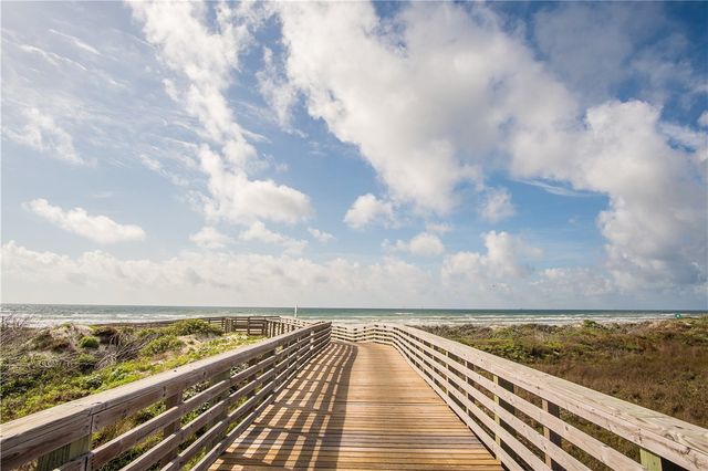 223 Keewaydin Lane, Port Aransas, TX 78373