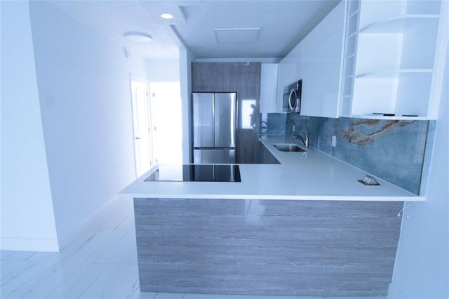 600 Layne Boulevard 119, Hallandale Beach, FL 33009