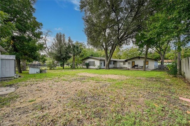 1408 Kent St ST, Taylor, TX 76574