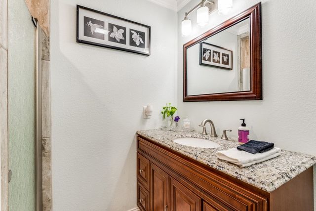 400 Seminary Ridge, Mesquite, TX 75149